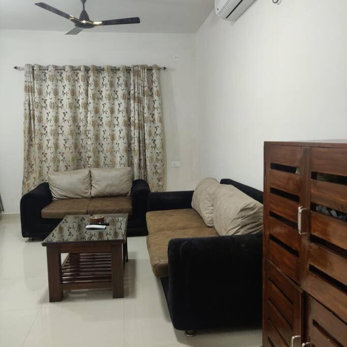 Kivi'S Kozy 2Bhk Luxurious Apartment Goa By Leela Homes Арпора Екстер'єр фото